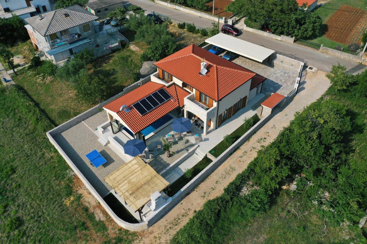 Villa Muskatel -With Heated Pool Brzac Exterior foto