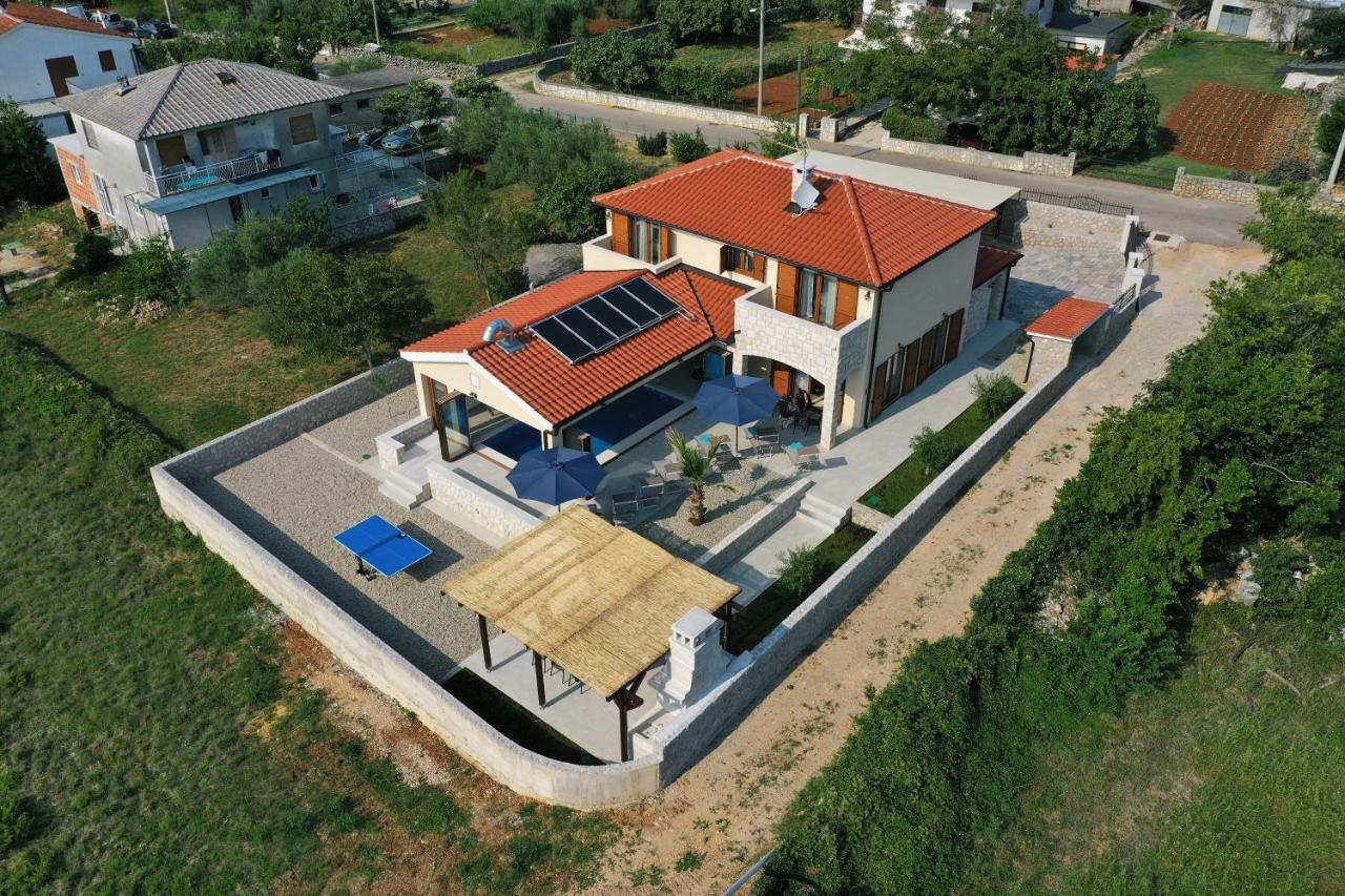 Villa Muskatel -With Heated Pool Brzac Exterior foto